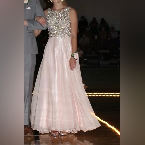 Prom/Pageant Dress - Picture 5 of 7